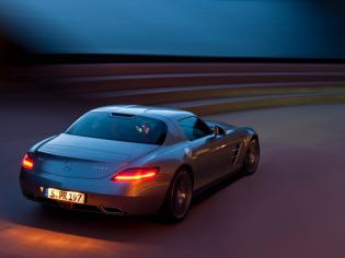 Mercedes SLS AMG