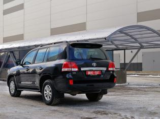 Toyota Land Cruiser 200