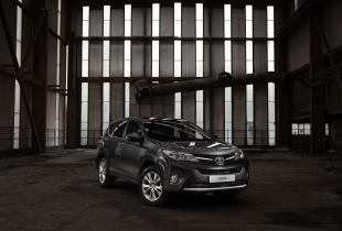 Российская цена на новую Toyota RAV 4