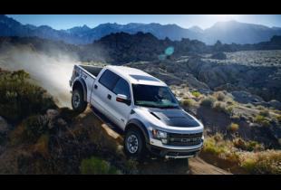 Обновленный пика Ford F-150 вышел на дорогу
