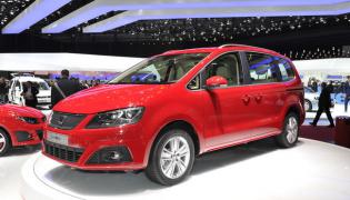 Новинка в России: минивен SEAT Alhambra