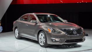 Nissan поможет водителям вовремя накачивать шины