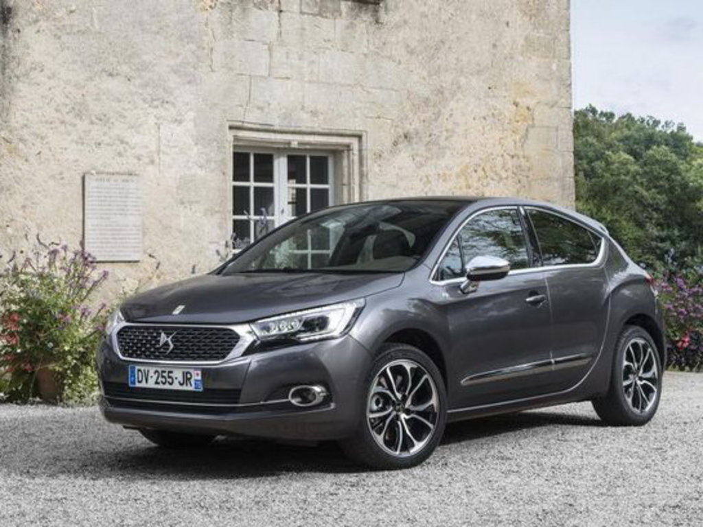 Citroen DS4 Хэтчбек 2017 1.6 HDi AT Be Chic цена, характестики, фото ...