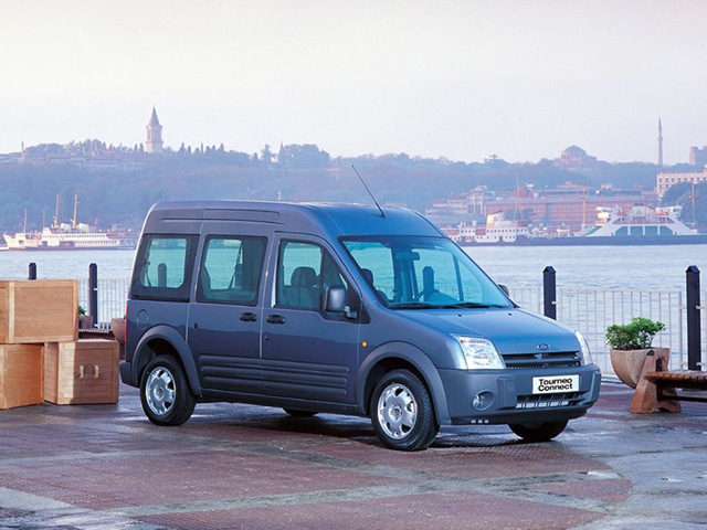 автомобиль форд торнео коннект