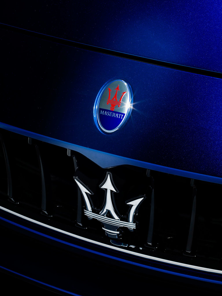 Maserati Ghibli Седан