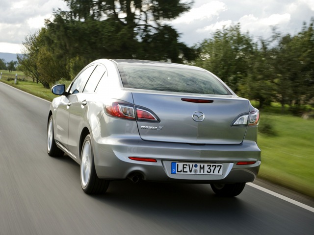 Mazda 3 touring sedan фото Mazda 3 touring sedan фото