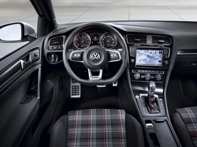 Volkswagen Golf GTI 5D
