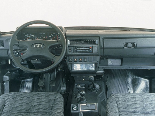 Лада Нива 4x4 3 двери